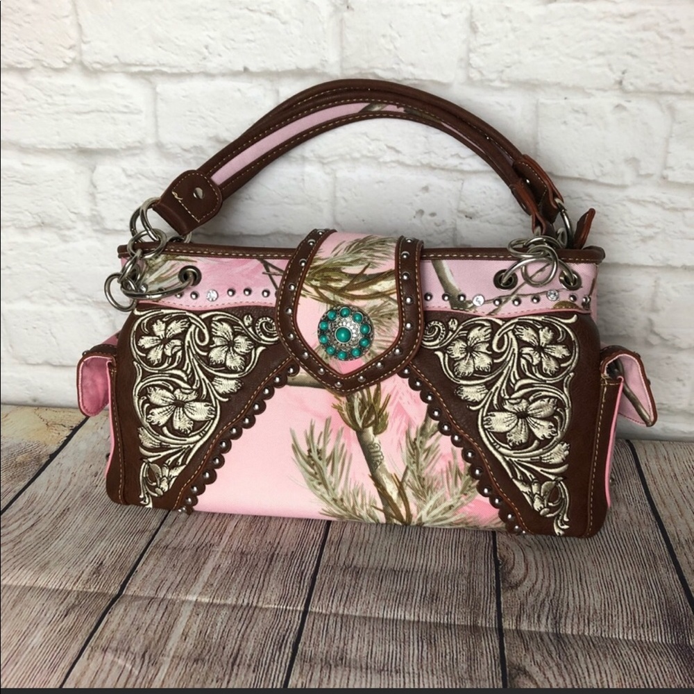 Camo purse